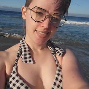 Meet your Posher, Liz